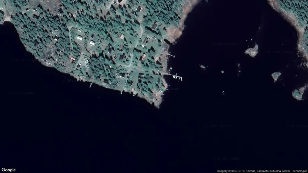 Området kring Hällnäsuddsvägen 13