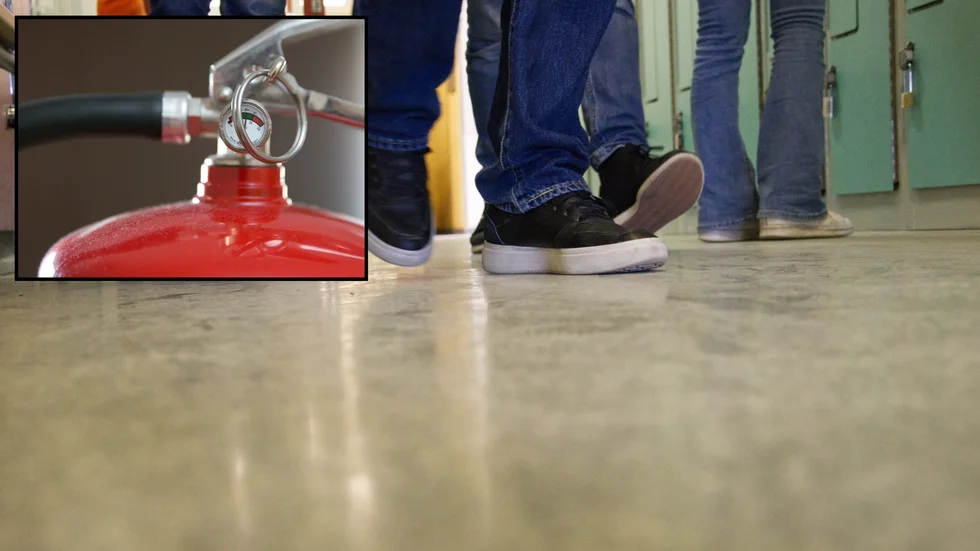 Läraren har problem med synen sedan händelsen i februari. 