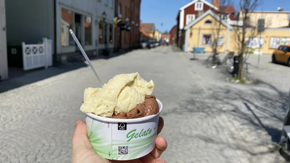Strengnäs Tidning gav sig ut på iskallt uppdrag på fredagen: att ta glasstempen i sommarvärmen.