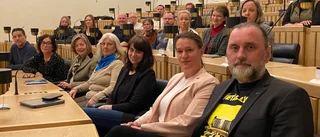 Ny strid – vägrar skriva under: "Otroligt barnsligt!"  