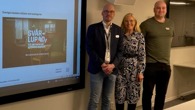 Luleå Ladies/Vuxenskolan fick tips av Länsförsäkringar Bank om hur man ska undkomma bedragare.