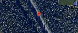 En lastbil i trafikolycka på väg 660