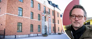 Utköpt chef fick behålla fallskärm – trots nytt jobb