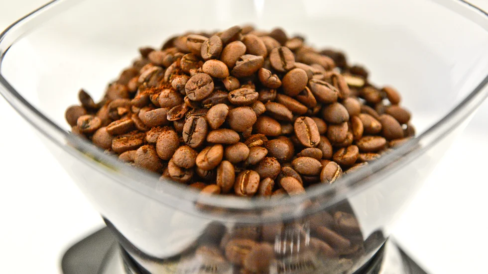 Kaffebönor blir inte kaffe utan en manual.