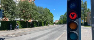 Här finns det hjärtliga hälsningar i trafiken