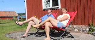 Syskonen Titti och Peter driver kafé ute på skärgårdsön