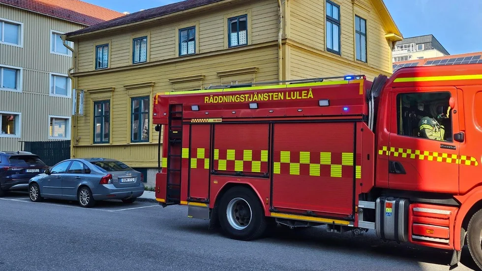 Larm om brand Västra varvsgatan.