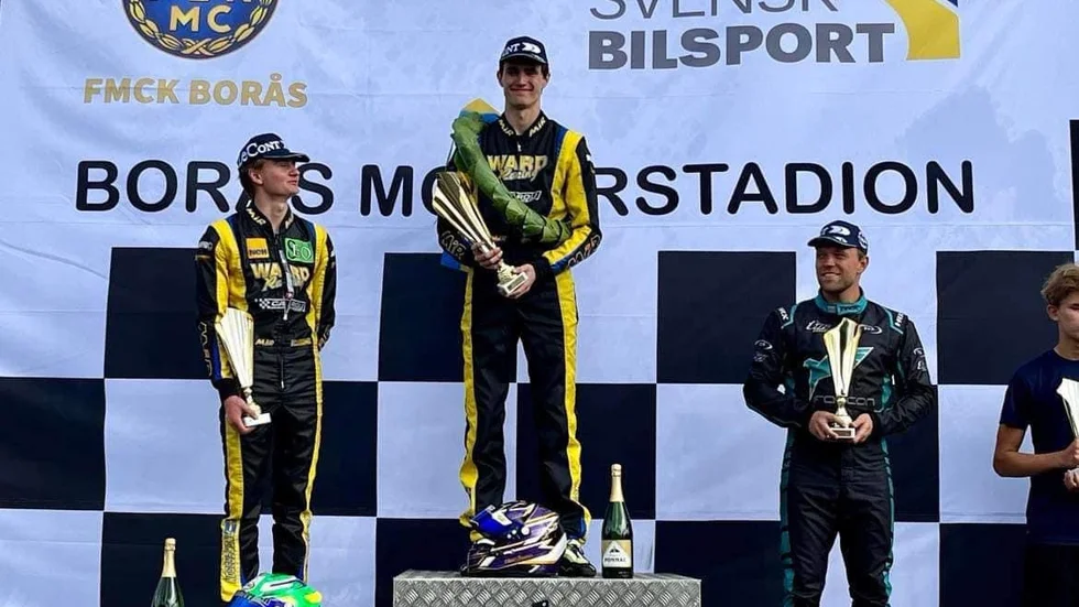 Viktor Larsson vann SM i karting i tyngsta klassen i helgen. Malåsonen gjorde ett av sina livs race och kommer köra i VM i karting i höst.