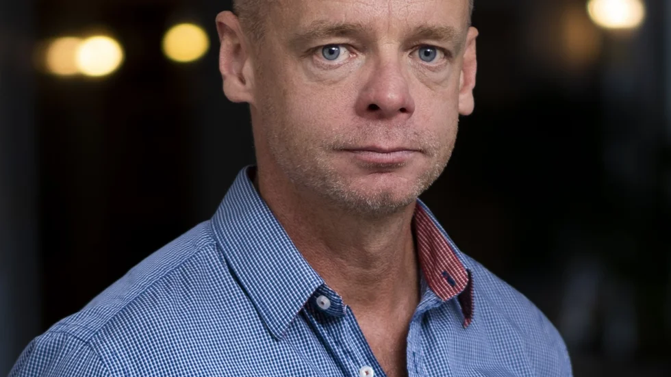 Johan Nordén står inför en utmaning när han nu måste fasa ut de 21 hyrläkare som jobbar inom primärvården före sista augusti. 