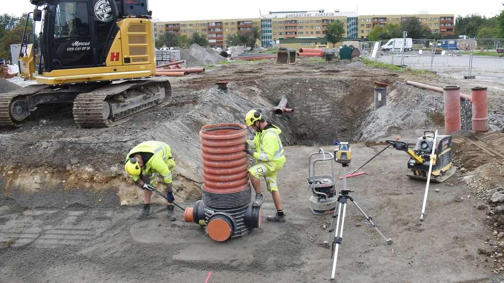 21 augusti. Nya gator, gång- och cykelvägar med mera på Anderstorg. 