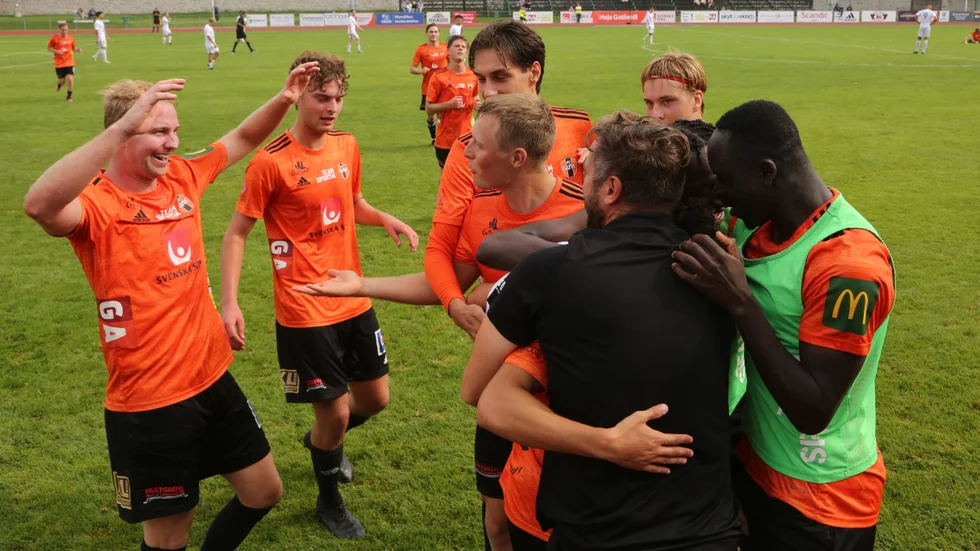 FC Gute möter Järfälla i en mycket viktig toppmatch på lördagen. 