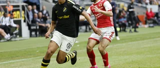 al-Ahli värvar AIK-back
