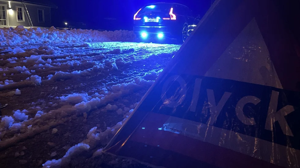 Polisen spärrade av platsen efter olyckan. 