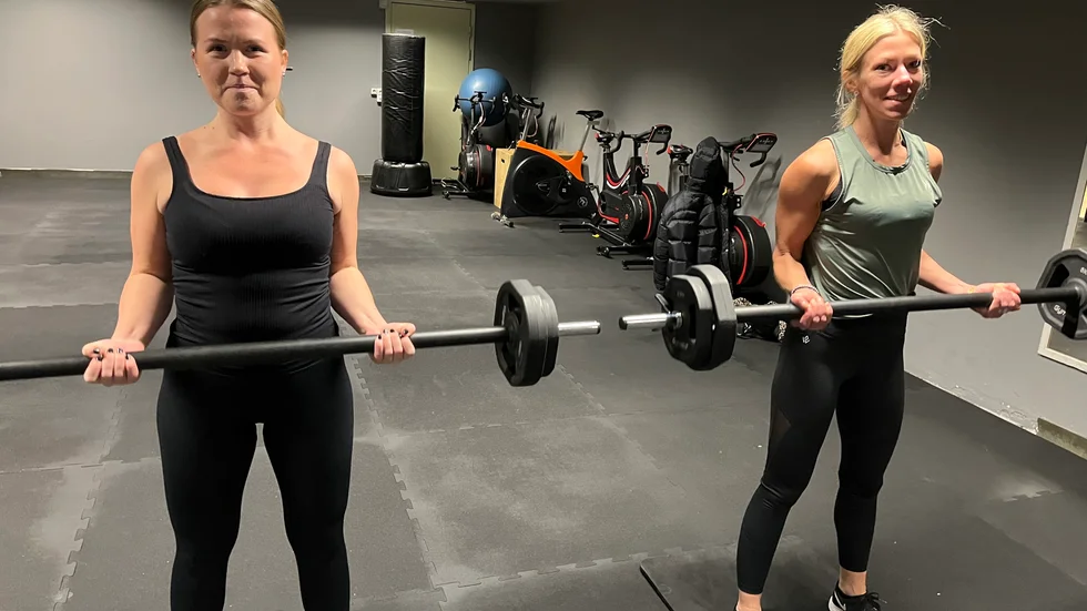 Emelie Lundberg och Åsa Lidström körde ett intensivt muskel- och konditionspass.