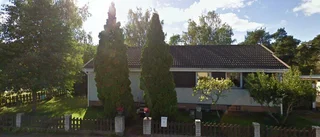 Fastigheten på postadress Gellmansgatan 12 i Öregrund har bytt ägare