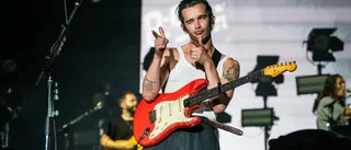 The 1975 kan ställas inför rätta efter konsertkyss