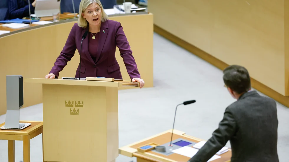 Socialdemokraternas partiledare Magdalena Andersson (S) och statsminister Ulf Kristersson (M) under en EU-politisk partiledardebatt i riksdagen på onsdagen.
