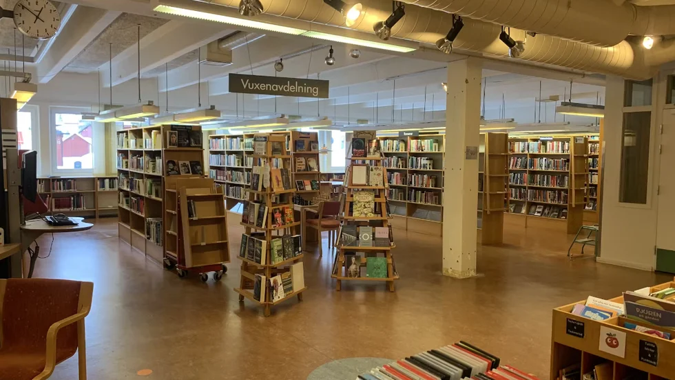 Etapp ett kommer att påbörjas snart och förhoppningen är att biblioteket kan flytta in i början på nästa år.