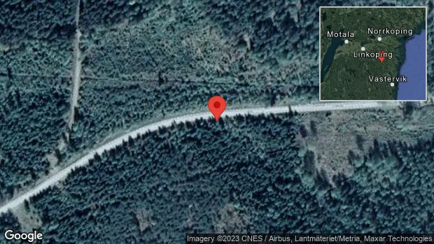 Fallna träd skapar problem i trafiken
