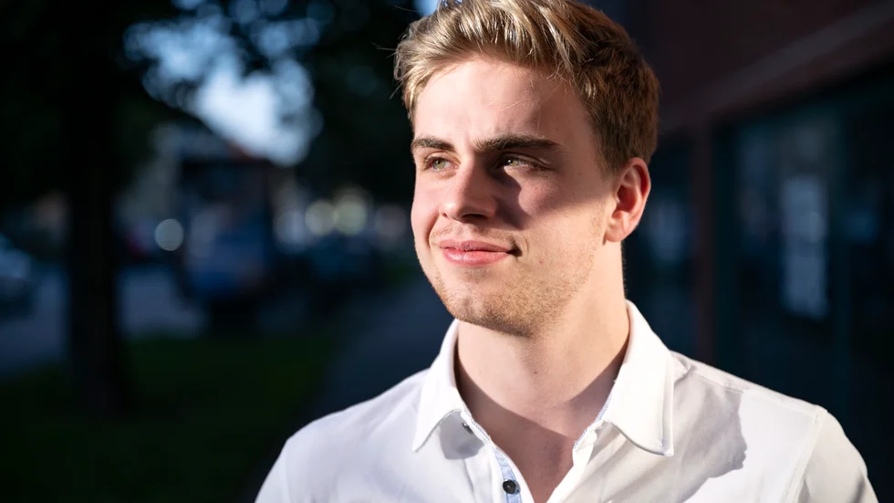 Bordtennisstjärnan Truls Möregårdh, 21, och hans lagkamrater i det svenska landslaget tillhör favoriterna till att vinna EM-guld i lag i mästerskapet i Malmö arena