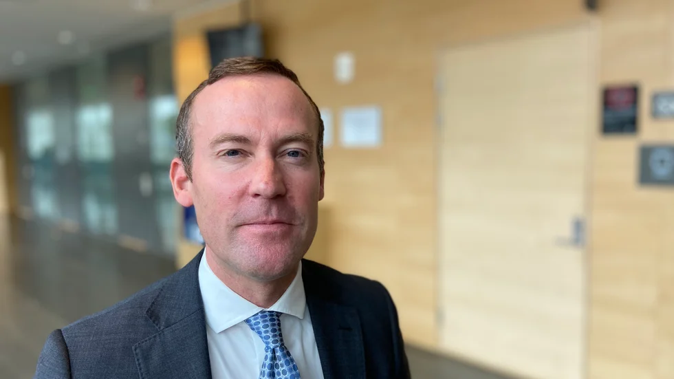 Kammaråklagare Daniel Jonsson fick inte som han ville. JK beviljar en av de oskyldiga 18-åringarna förhäjt skadestånd.