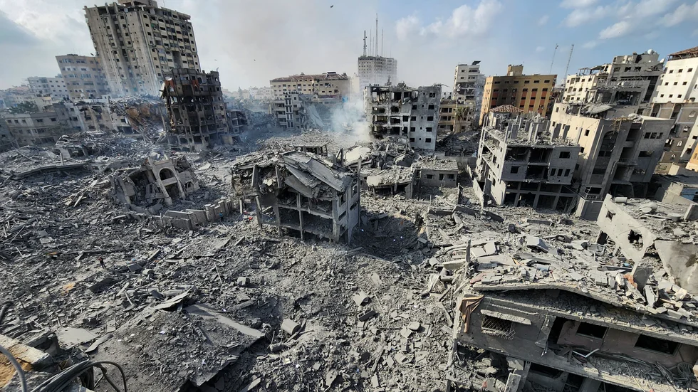 Gaza City i oktober 2023 efter israeliska flygbombningar.