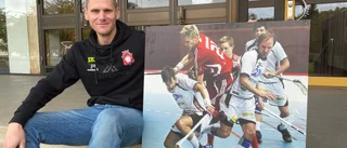 Stendahl sitter på väggarna i Motala - tillbaka i Fjädern