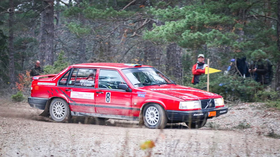 Linus Erixon fortsätter i sin volvo, men nu väntar ett ännu tuffare motstånd.