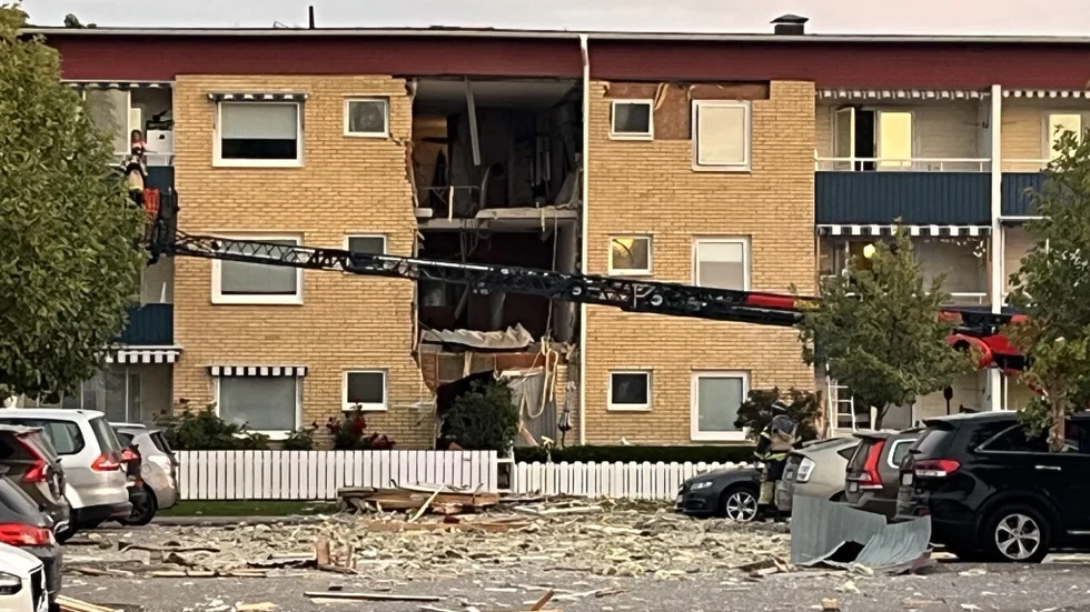 Explosionen i Linköping var oerhört kraftig och delade i princip  flerfamiljshuset. 