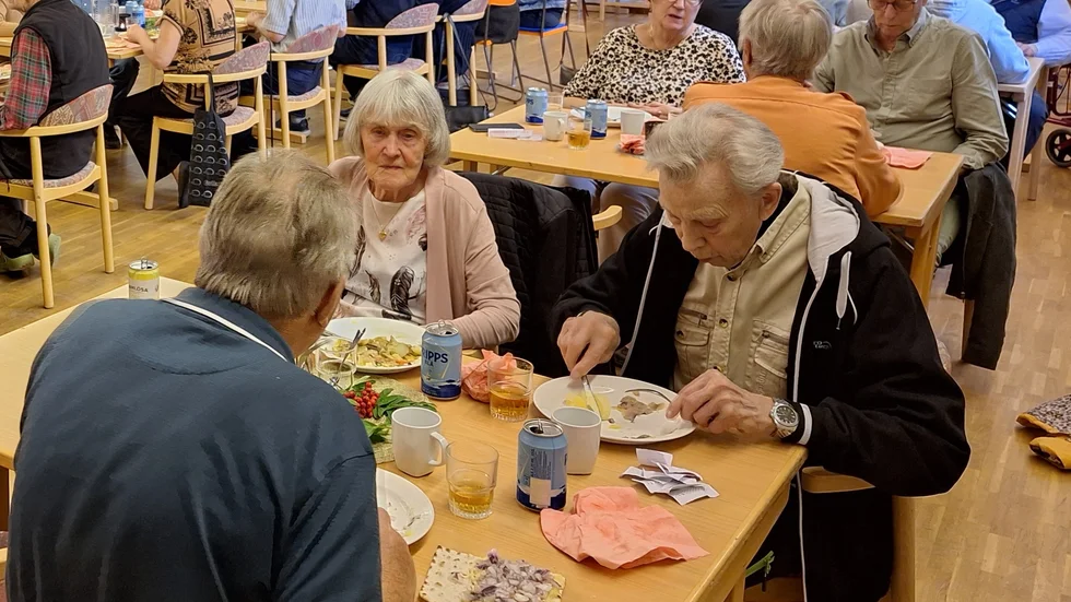 PRO Nyborg bjöd medlemmarna på surströmming.
