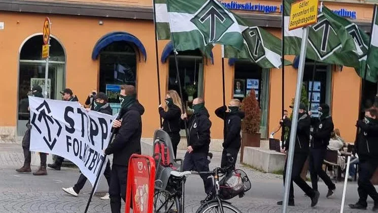 Nazistiska Nordiska motståndsrörelsen genomförde en demonstration utan tillstånd i Uppsala.