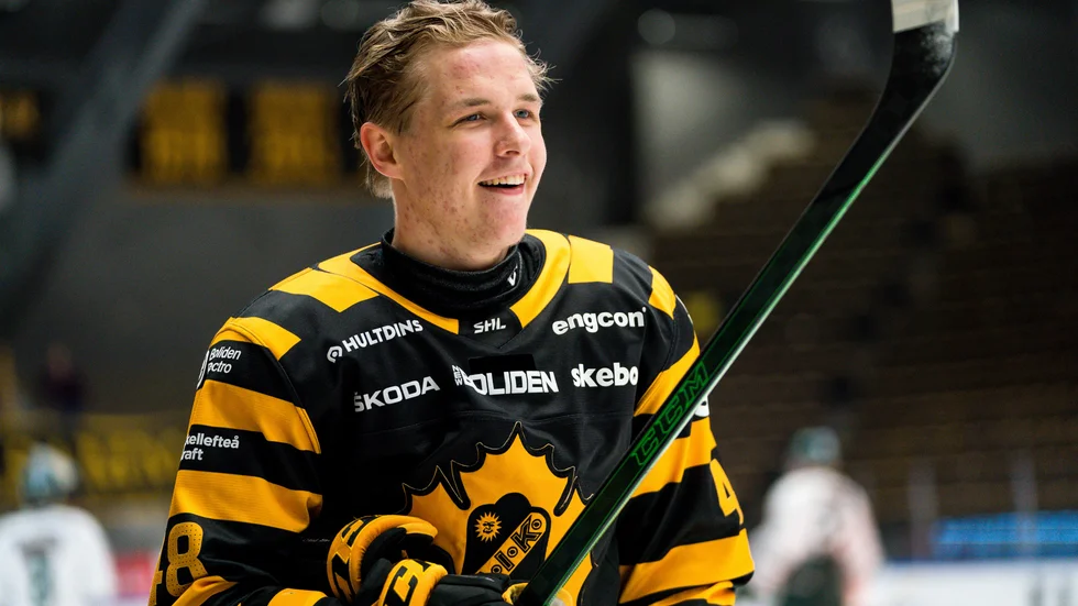 Jonatan Berggren i AIK-tröjan under hans sista säsong i Sverige.