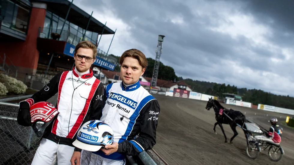Tvåan och ettan i landets körsvensliga. Catchdriverbröderna
Mats E och Magnus A Djuse vars siffror och framgångar runt oavlerna i Sverige närapå framkallar yrsel. Lördag eftermiddag spelar de på förhand huvudroll i flera av loppen i Bodentravets V75-omgång.


