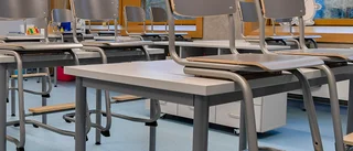 Lärare döms – sparkade elev i skrevet