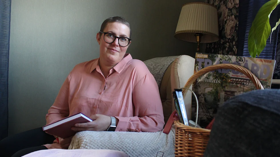 Angelica Gunnarsson i Gullringen fick diagnosen trippelnegativ bröstcancer i början av året. "Det finns verkligen ett före och ett efter. Inte så att man fullt ut kan leva för dagen, men det där med att skjuta upp saker, nej..."