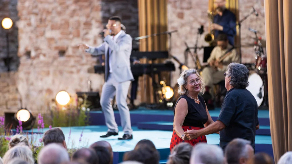 Lucianoz uppträder på Gröna Lund den 9 augusti.