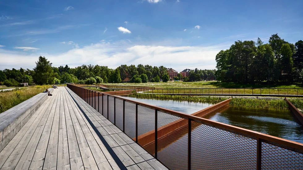 Dagvattendammen på Polacksbacken som blev klar förra året kan få arkitektupris.