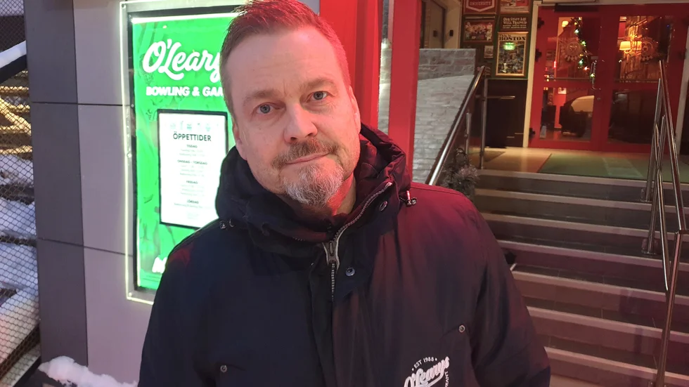 Christer Andersson, ägare av O´Learys i Luleå, ger på onsdagen en förklaring till att entrén stängdes under juldagen.