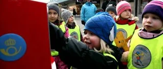 Tomtens brevlåda på plats i stan