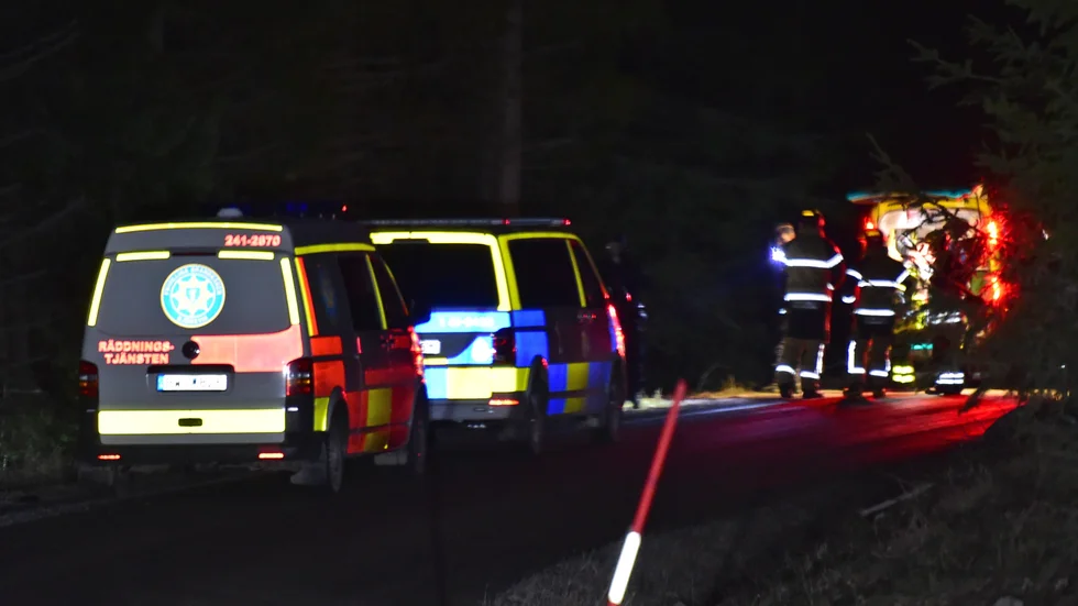 De två saknade männen drogs upp ur vattnet strax efter klockan 17.30 på fredagskvällen.