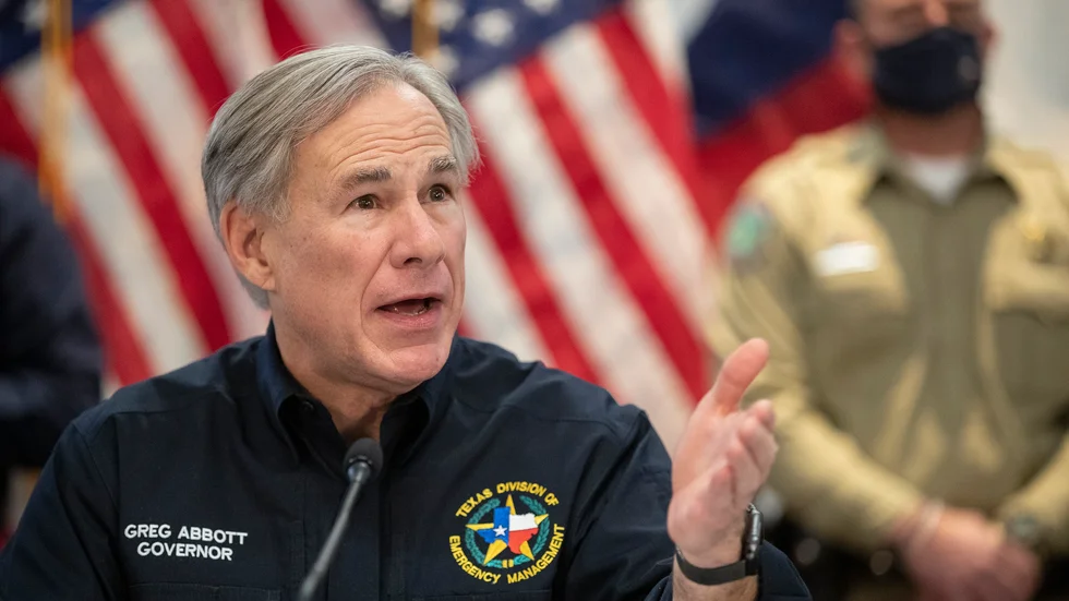 Texasguvernören och republikanen Greg Abbott häver alla coronarestriktioner i delstaten och säger att Texas kan öppna "till 100 procent". Arkivbild.