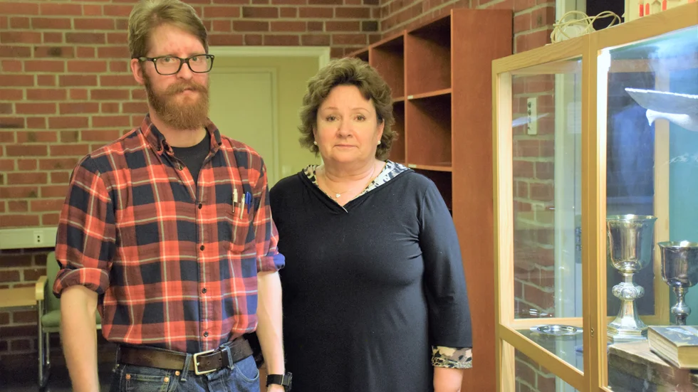 Alexander Jäderblom och Carina Larsson, har själva insett betydelsen av sitt arbete under pandemin.