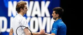 Djokovic sist till semifinal i ATP-slutspelet