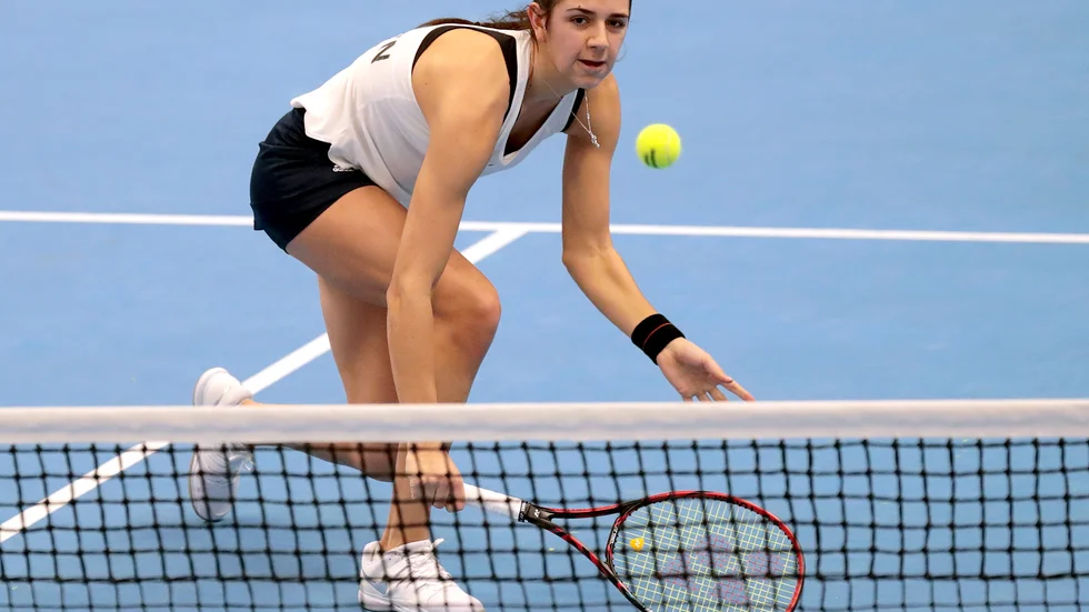 Eskilstunatjejen Jacqueline Cabaj Awad lyckades inte ta sig vidare från kvalet tidigare i veckan när den andra turneringen i årets SM-serie drog igång, med Falkenberg som skådeplats. 