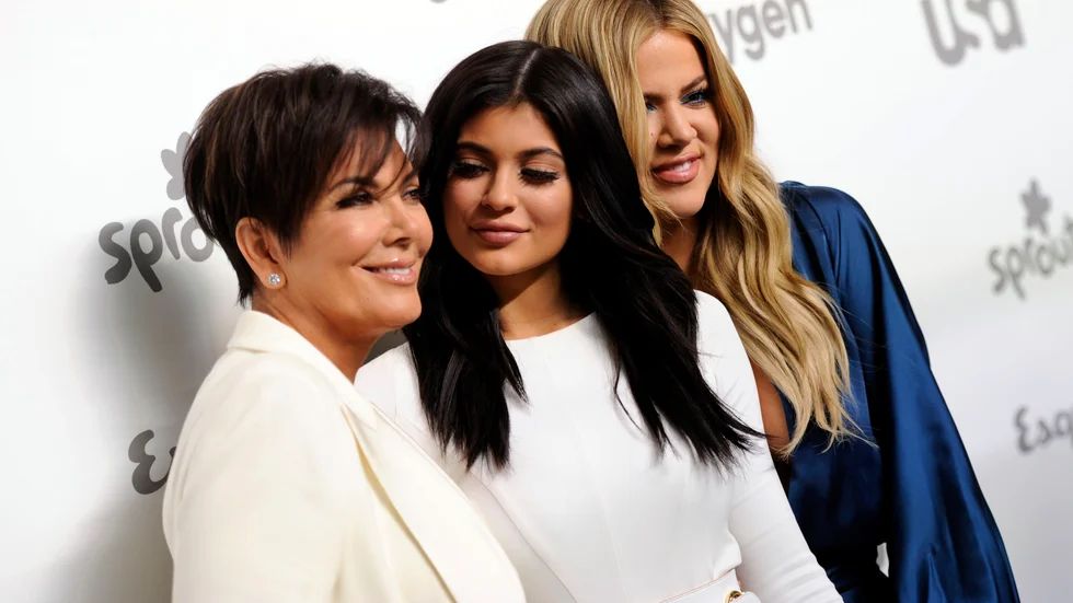 Kris och Kylie Jenner samt Khloé Kardashian. Arkivbild.