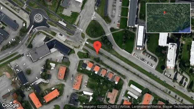 Flera fordon i trafikolycka på väg 900