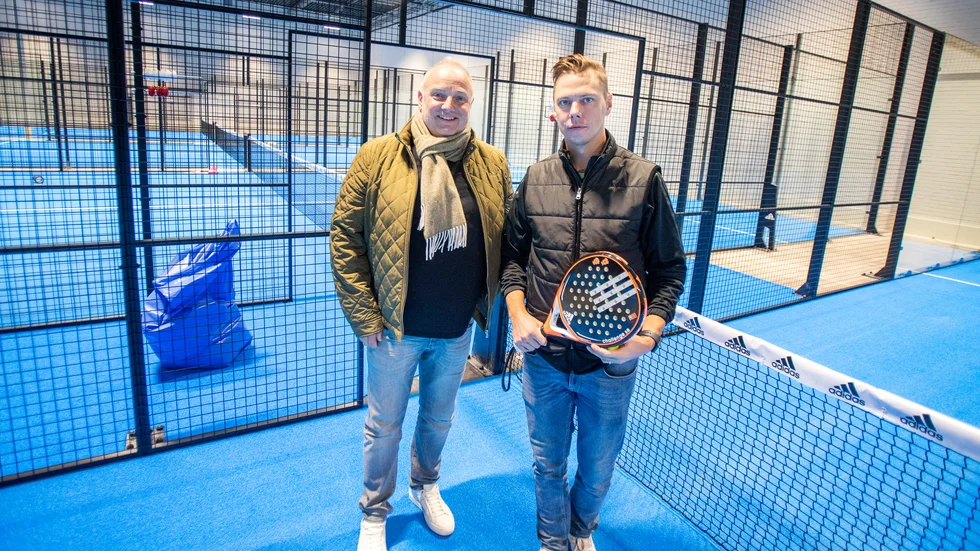 När GT skrev om padelplanerna i gamla Ica-lagret i oktober stod banorna redan klara. Här syns Patrik Rees och Christoffer Marquart.