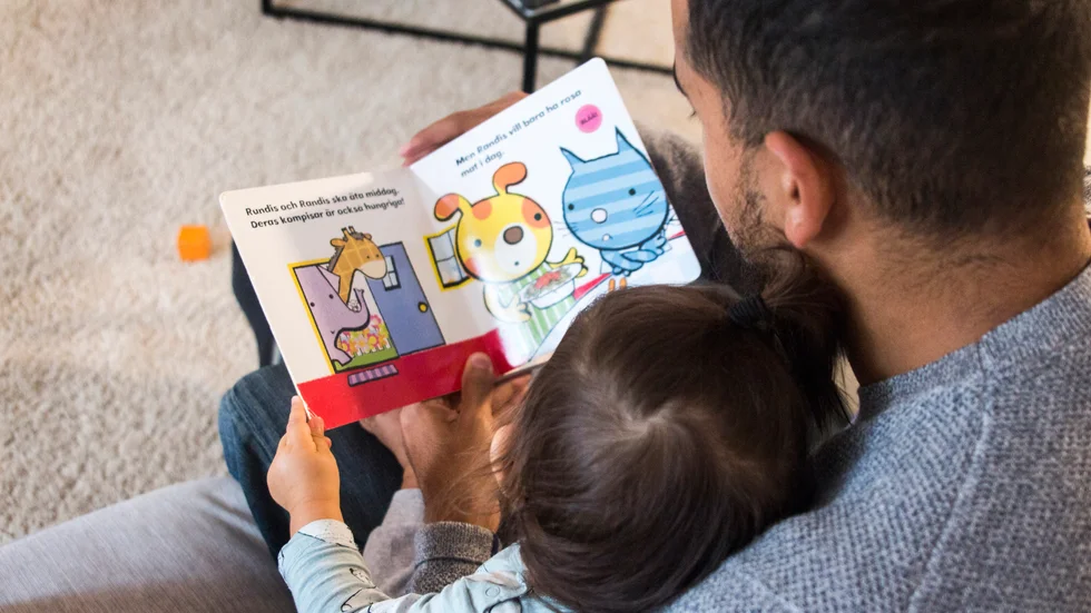 Jag har varit med om att bygga upp den familje- och jämställdhetspolitik vi har idag, skriver Maj-Lis Lööw (S) i Mariefred 