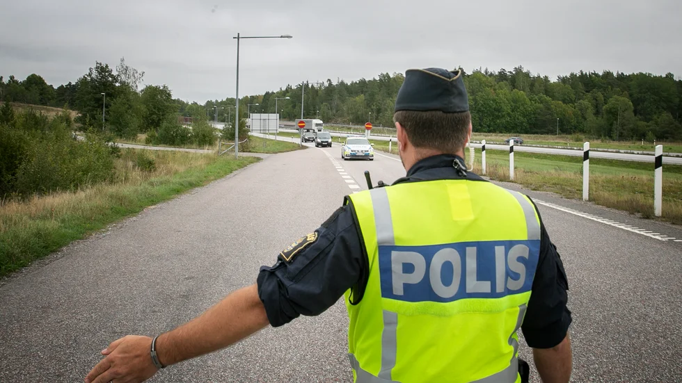 "Det borde vara skottpengar på sådana som du." Det ska en bilförare från Vimmerby kommun ha sagt till en polis som deltog i en flygande inspektion på riksvägen utanför Vimmerby i november. Bilden är tagen vid ett annat tillfälle.