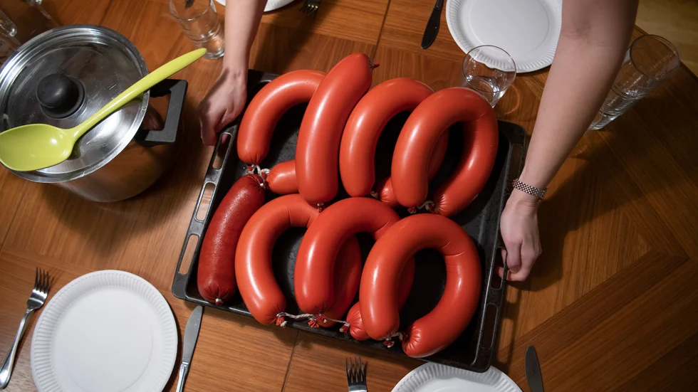 Falukorv är korv. Men kan en vegetarisk variant också kallas för korv? Arkivbild.